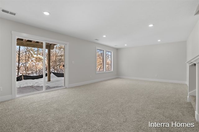 321 Hickory Valley Drive, Kalamazoo, MI 49009