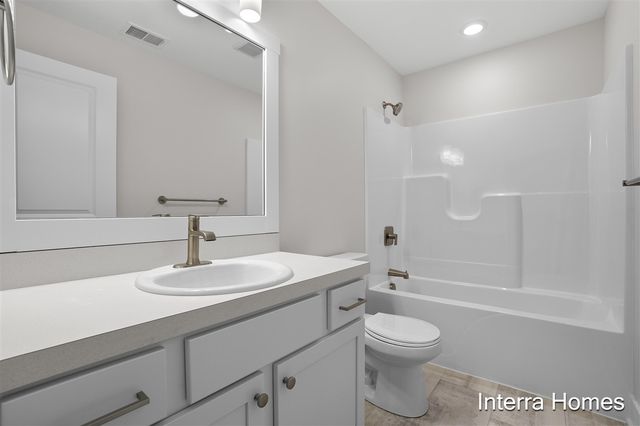 321 Hickory Valley Drive, Kalamazoo, MI 49009