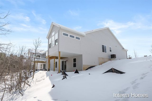 321 Hickory Valley Drive, Kalamazoo, MI 49009