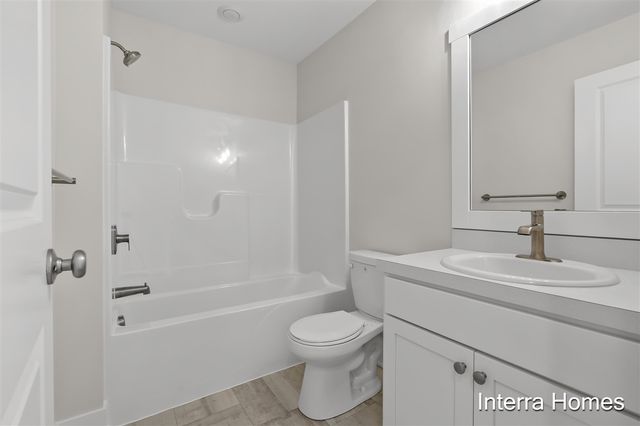 321 Hickory Valley Drive, Kalamazoo, MI 49009