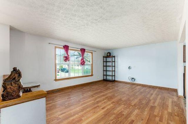 1328 Hilton Drive, Reynoldsburg, OH 43068
