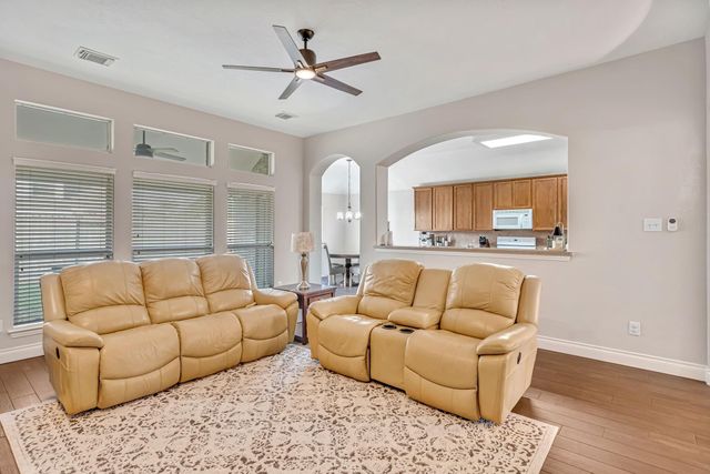 5923 Bogie Way, Pasadena, TX 77505