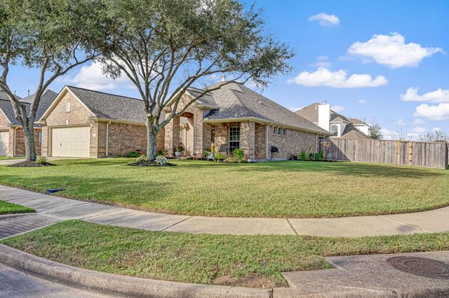 5923 Bogie Way, Pasadena, TX 77505