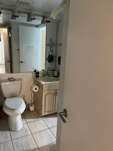 4803 NW 7th St 306-14, Miami, FL 33126
