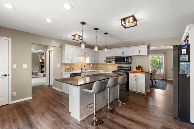 3469 Sycamore Trail SW, Prior Lake, MN 55372