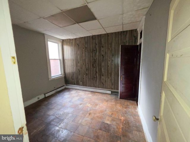 1622 RUXTON AVE, Baltimore, MD 21216