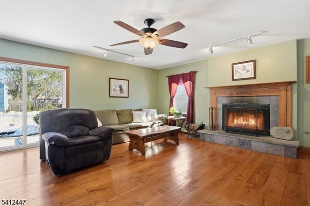 407 Reading St, Pennington Boro, NJ 08534