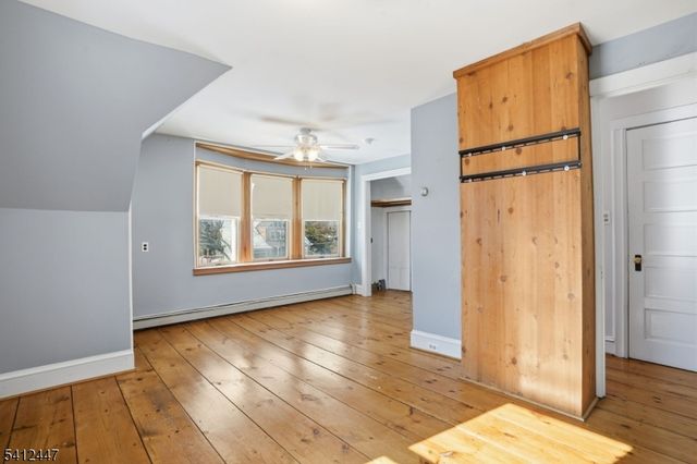 407 Reading St, Pennington Boro, NJ 08534