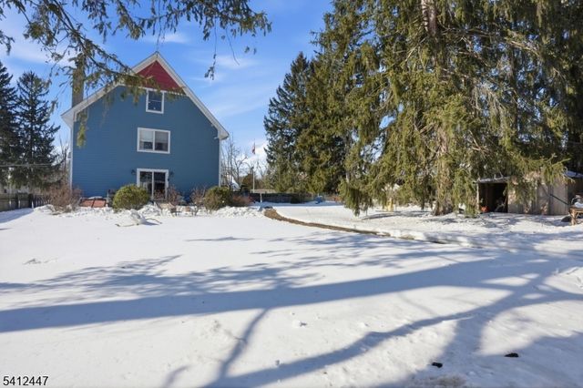 407 Reading St, Pennington Boro, NJ 08534