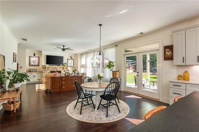 706 Midway Avenue, Canton, GA 30114
