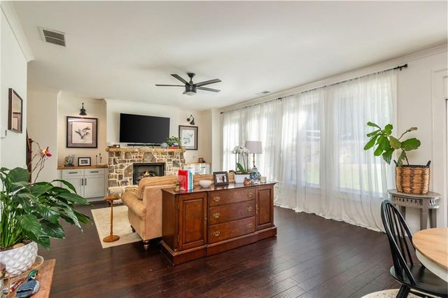 706 Midway Avenue, Canton, GA 30114