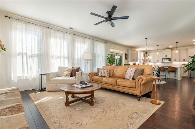 706 Midway Avenue, Canton, GA 30114