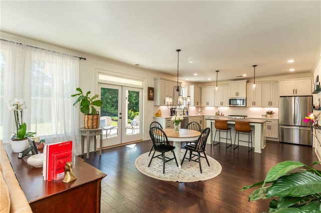 706 Midway Avenue, Canton, GA 30114