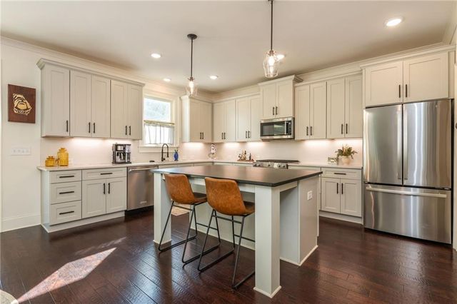 706 Midway Avenue, Canton, GA 30114
