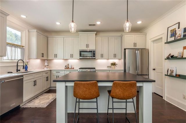 706 Midway Avenue, Canton, GA 30114