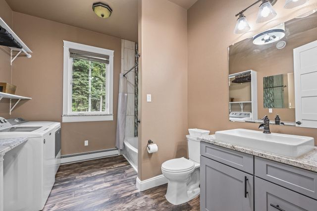 2806 EDDIE LANE, North Pole, AK 99705