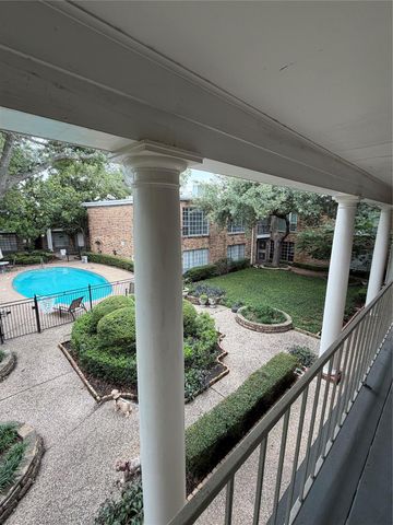 2201 Fountain View Drive 64F, Houston, TX 77057