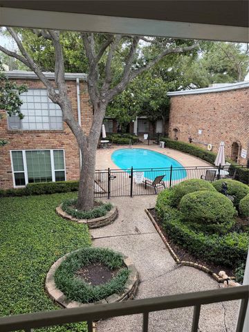 2201 Fountain View Drive 64F, Houston, TX 77057