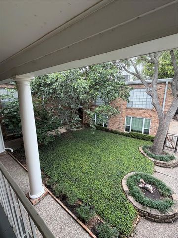 2201 Fountain View Drive 64F, Houston, TX 77057