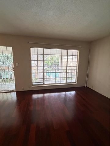 2201 Fountain View Drive 64F, Houston, TX 77057