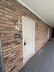 2201 Fountain View Drive 64F, Houston, TX 77057