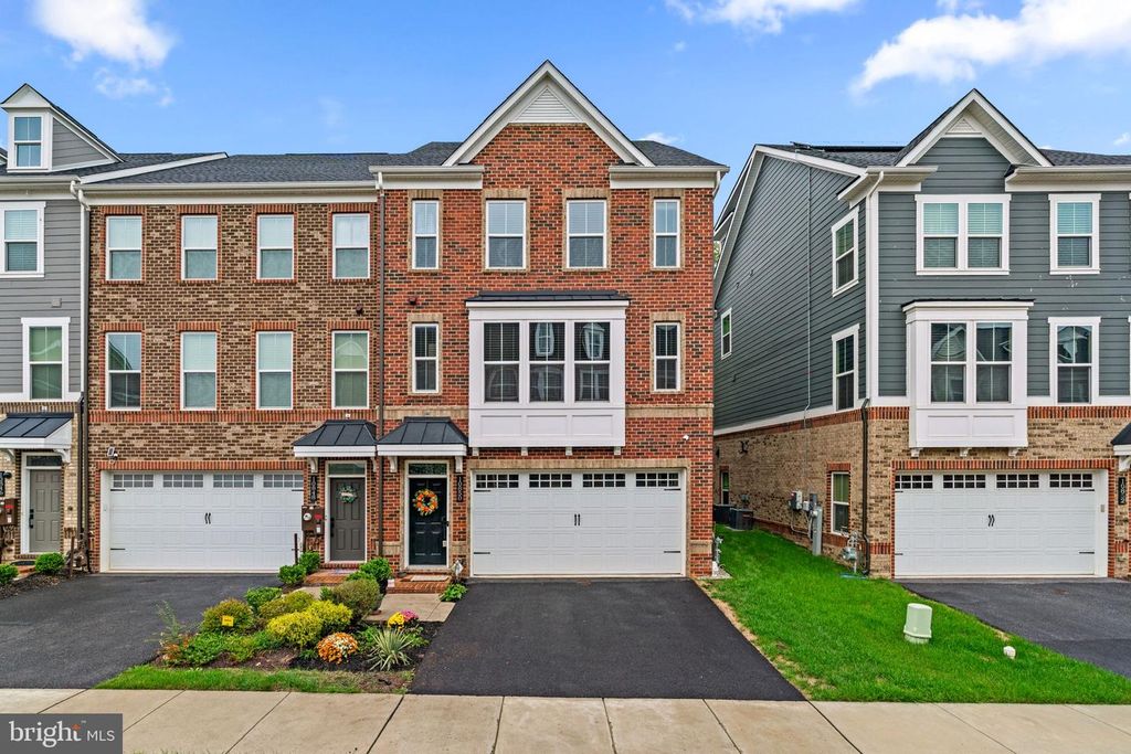10850 BECKENHAM ST, Baltimore, MD 21220