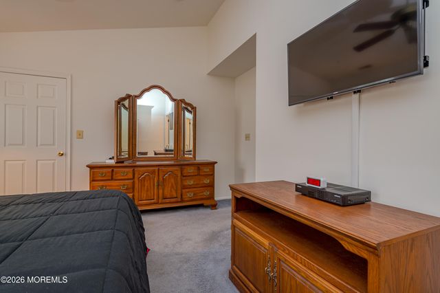 88 Pagoda Lane, Freehold, NJ 07728