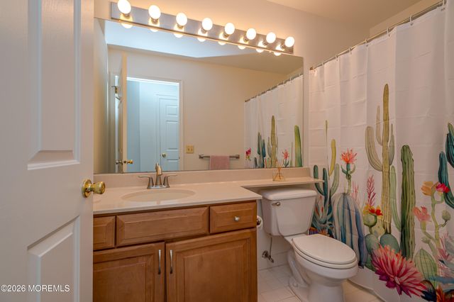 88 Pagoda Lane, Freehold, NJ 07728