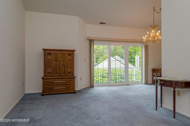 88 Pagoda Lane, Freehold, NJ 07728