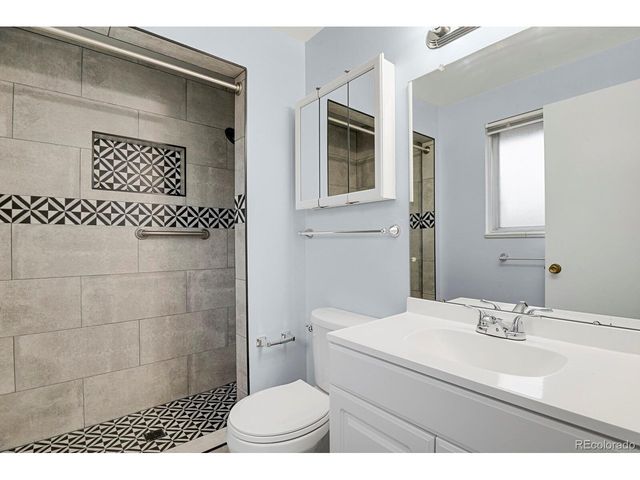 3242 Garland St, Wheat Ridge, CO 80033