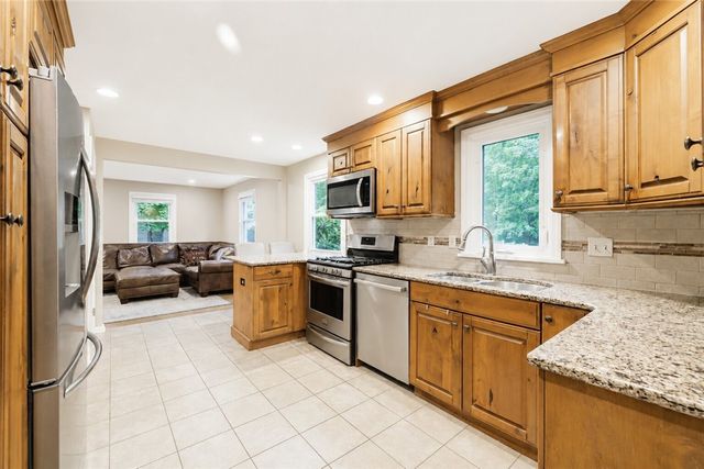 455 Reeves Road, Pittsford, NY 14534