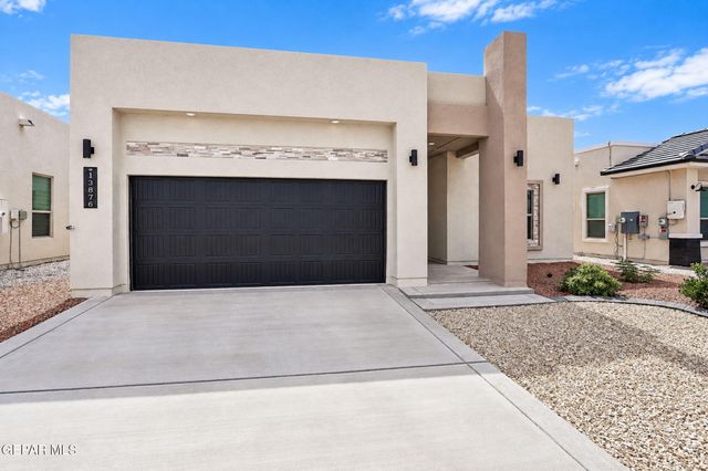 13876 Paseo Perlas Drive, Horizon City, TX 79928