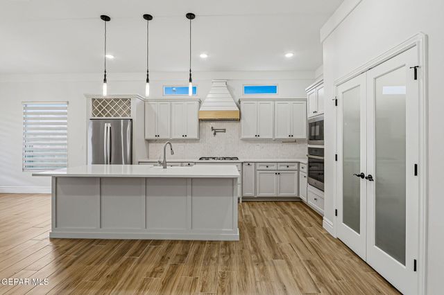 13876 Paseo Perlas Drive, Horizon City, TX 79928
