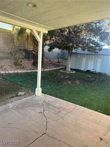 821 Seco Verde Avenue, Henderson, NV 89015