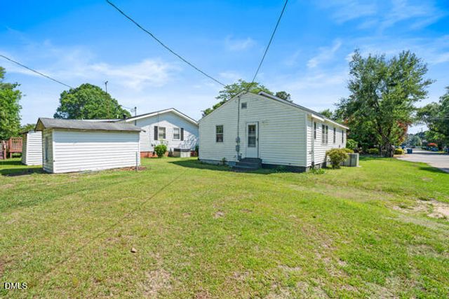 701 E Harnett Street, Dunn, NC 28334