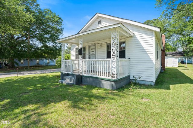 701 E Harnett Street, Dunn, NC 28334