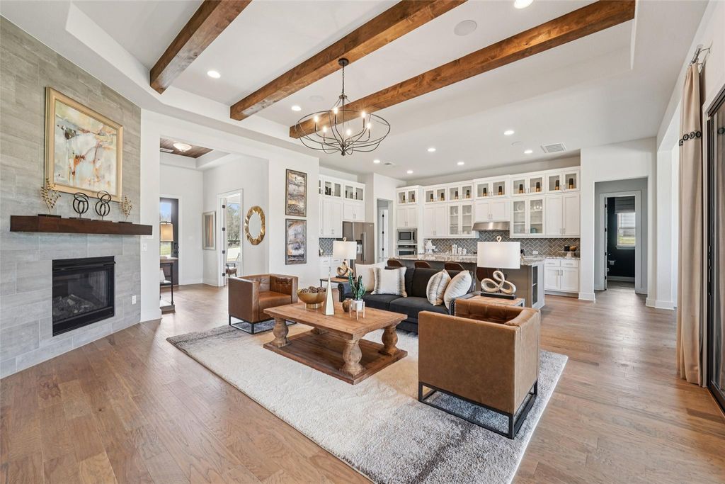 112 Double Eagle Ranch DR, Cedar Creek, TX 78612