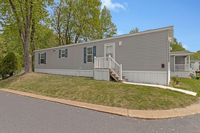 9500 BEECH PARK ST, Capitol Heights, MD 20743