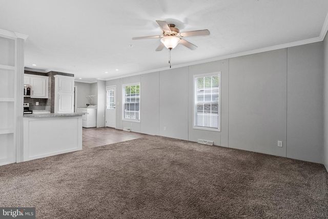 9500 BEECH PARK ST, Capitol Heights, MD 20743