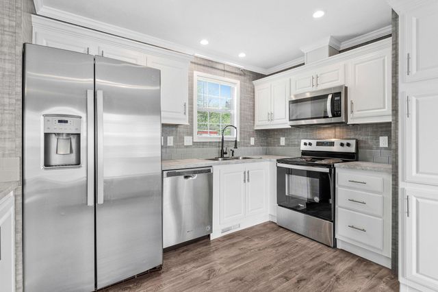 9500 BEECH PARK ST, Capitol Heights, MD 20743