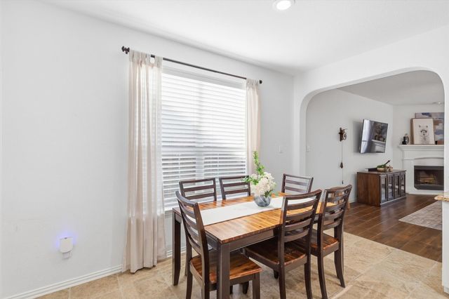 11909 Sundog Way, Fort Worth, TX 76244