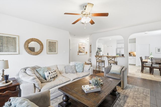 11909 Sundog Way, Fort Worth, TX 76244