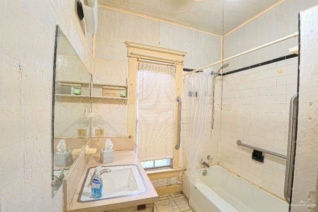 137 Deanna Drive, San Juan, TX 78589