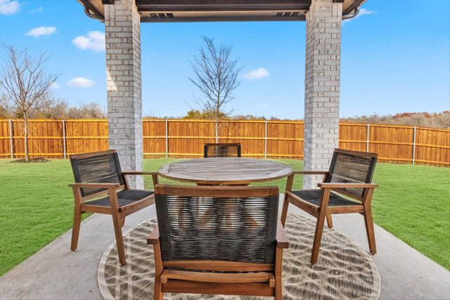 1304 Stockton Trail, Red Oak, TX 75154