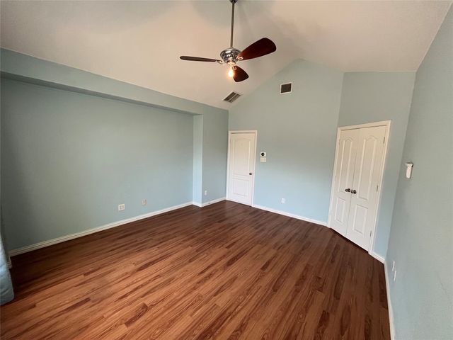 3721 Vienna Street, Irving, TX 75038