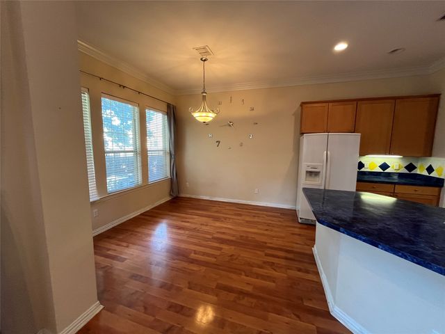3721 Vienna Street, Irving, TX 75038