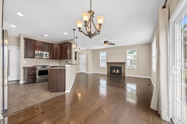 1753 Hannah Lane 1753, Pingree Grove, IL 60140