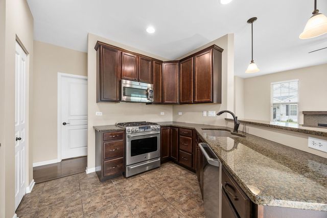 1753 Hannah Lane 1753, Pingree Grove, IL 60140