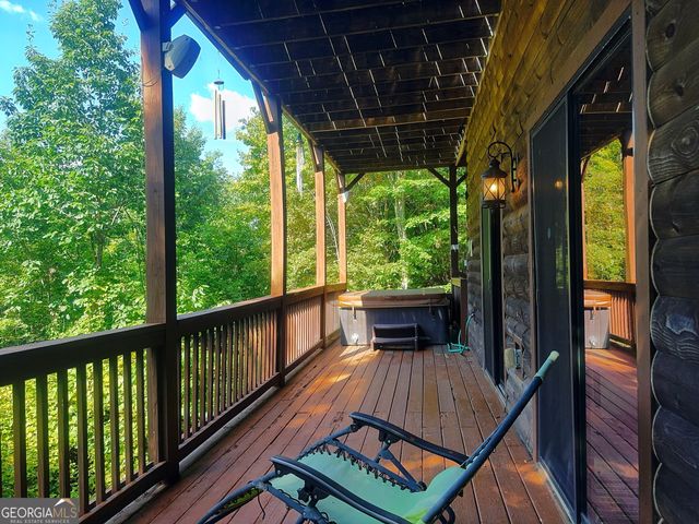 57 Yellow Rock Road, Cleveland, GA 30528