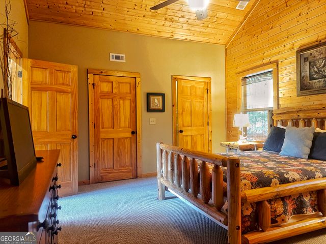 57 Yellow Rock Road, Cleveland, GA 30528